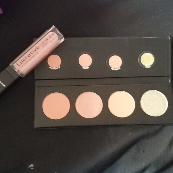 FINAL PRICE Quad eyeshadow palette set - Picture 2 of 2